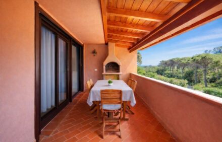 Pinus Village – Purple House